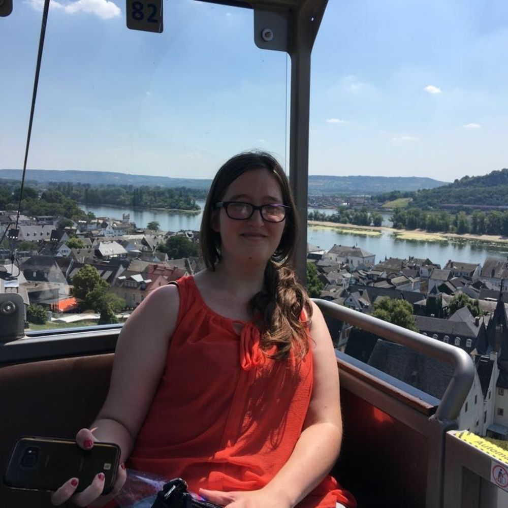 Meet your Posher, Emily